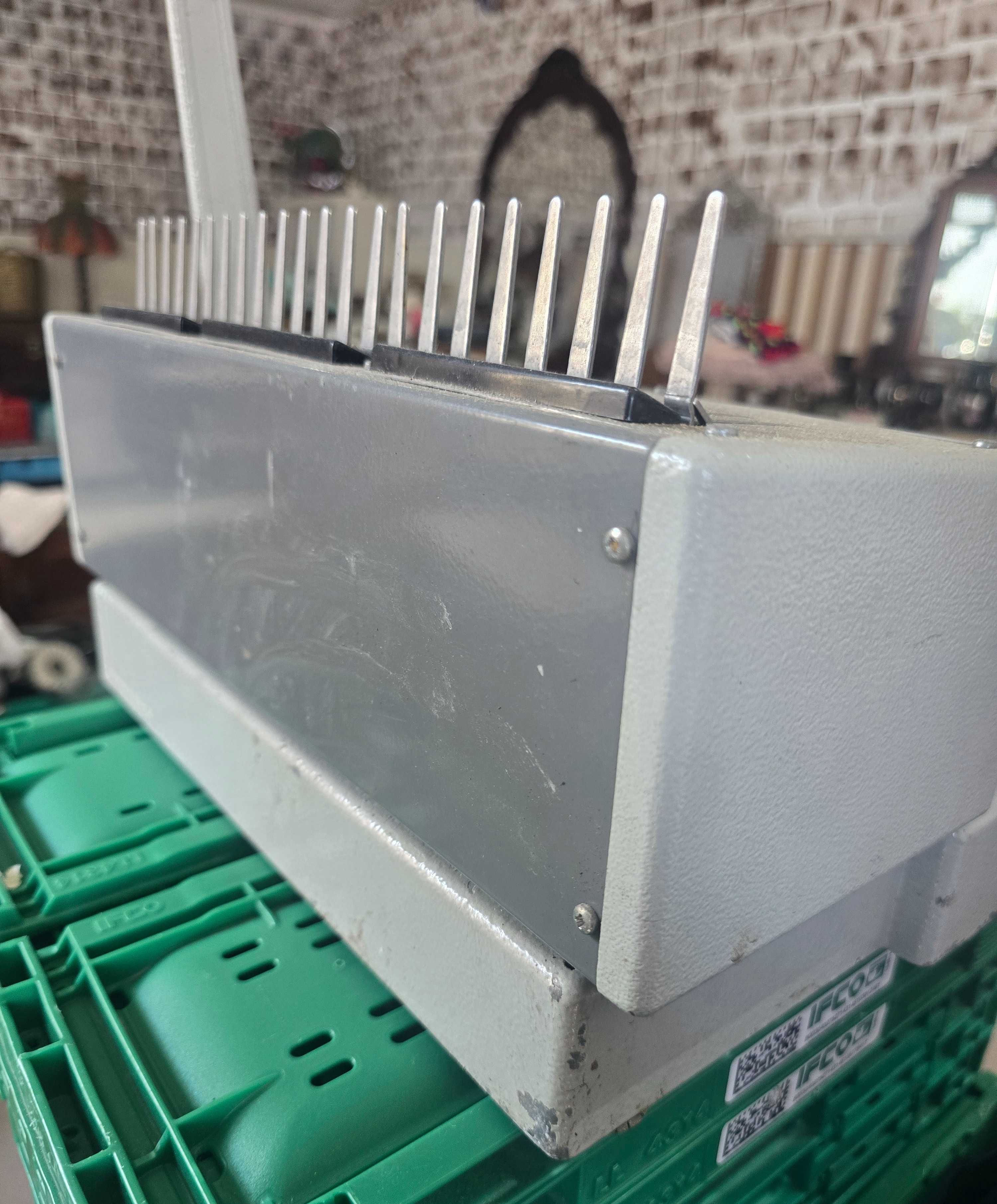 Maquina de encadernar em bom estado