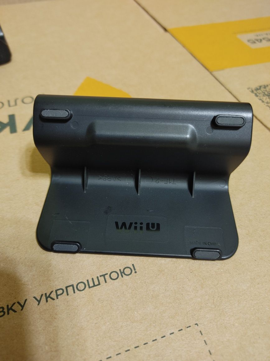 Nintendo Док станция/подставка +подставка для геймпада Nintendo Wii U.
