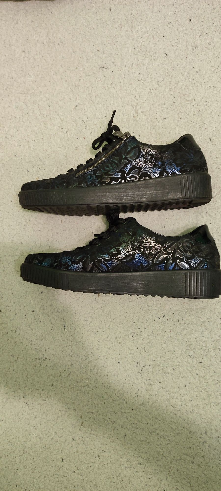 Женские фирменные кроссовки Rieker 40-41 р.