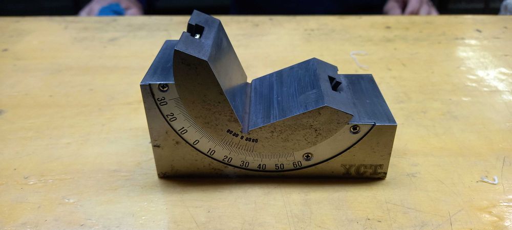 Ferramentas para a Indústria de Moldes (Prensas/Máq.corte)