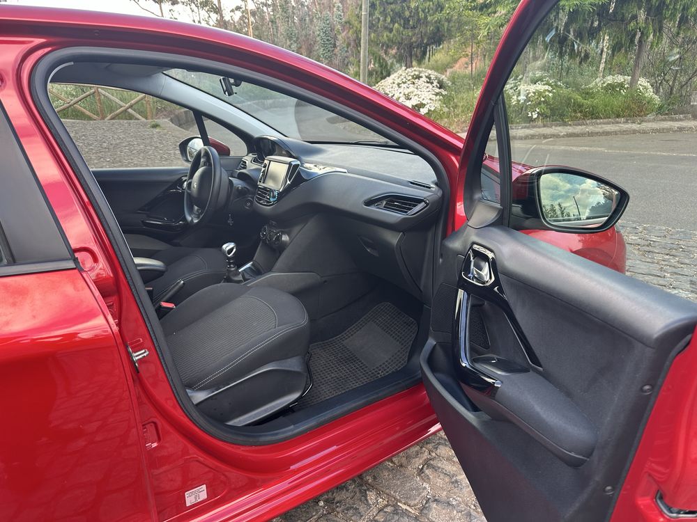 Peugeot 208 1.5 hdi