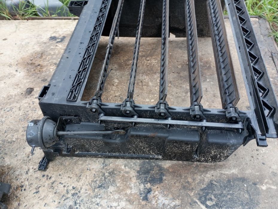 Жалюзі дифузор вентилятора Bmw E46 m47 Бмв е46