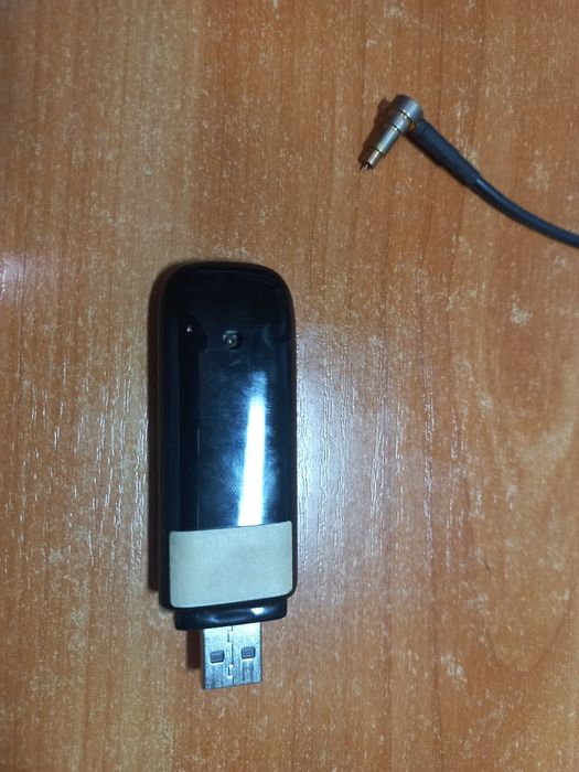 Модем 3g Wi-Fi ZTE AC 3633 Rev.B до 14 Мб/с  Интернетом