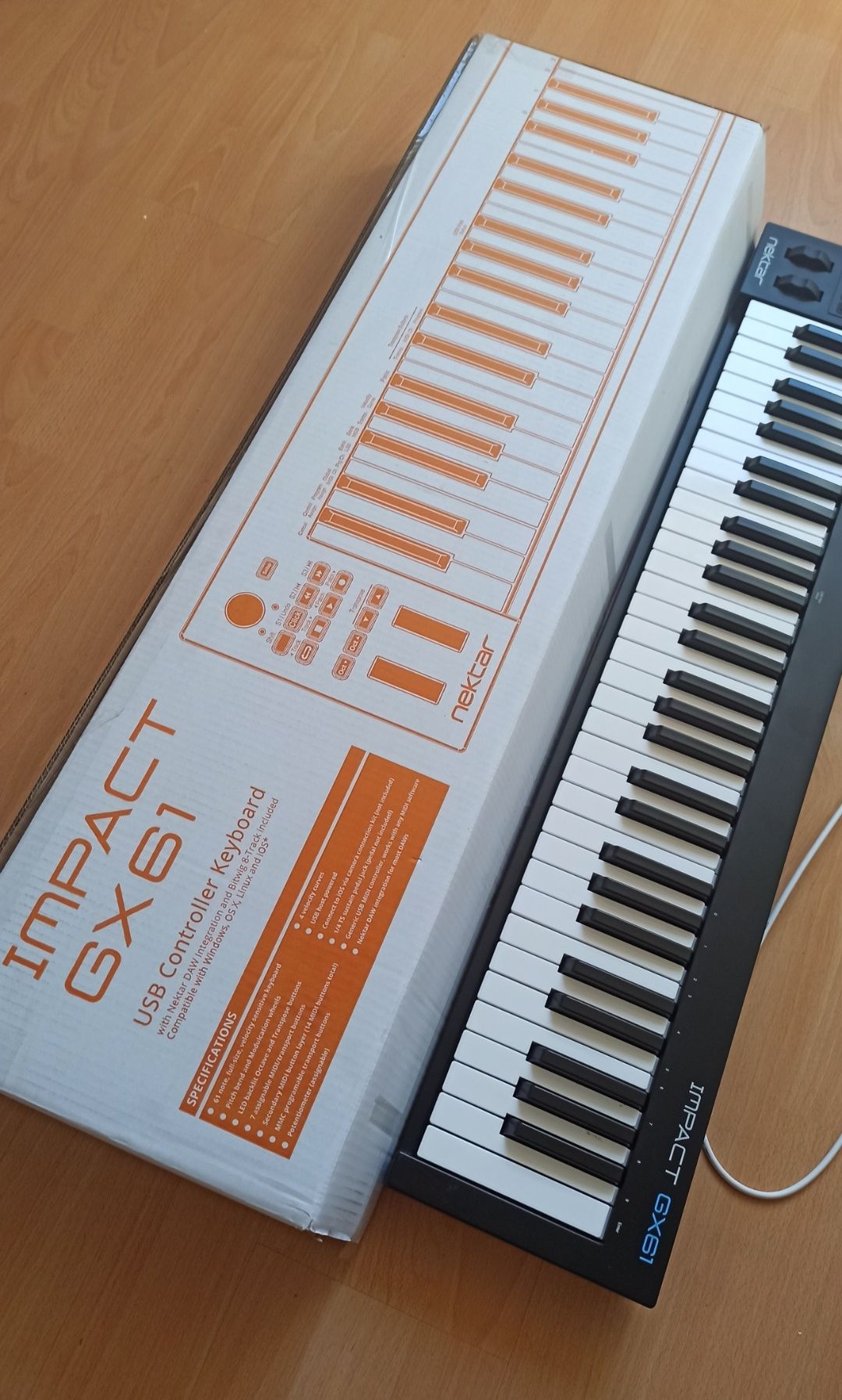 Nektar gx61 Impact Midi keyboard