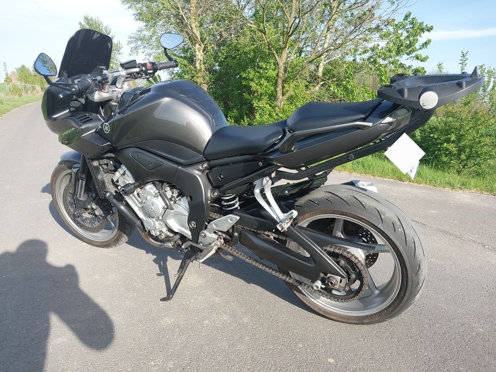 Yamaha FZ1 ABS (fazer) 1000 (R1 R6)