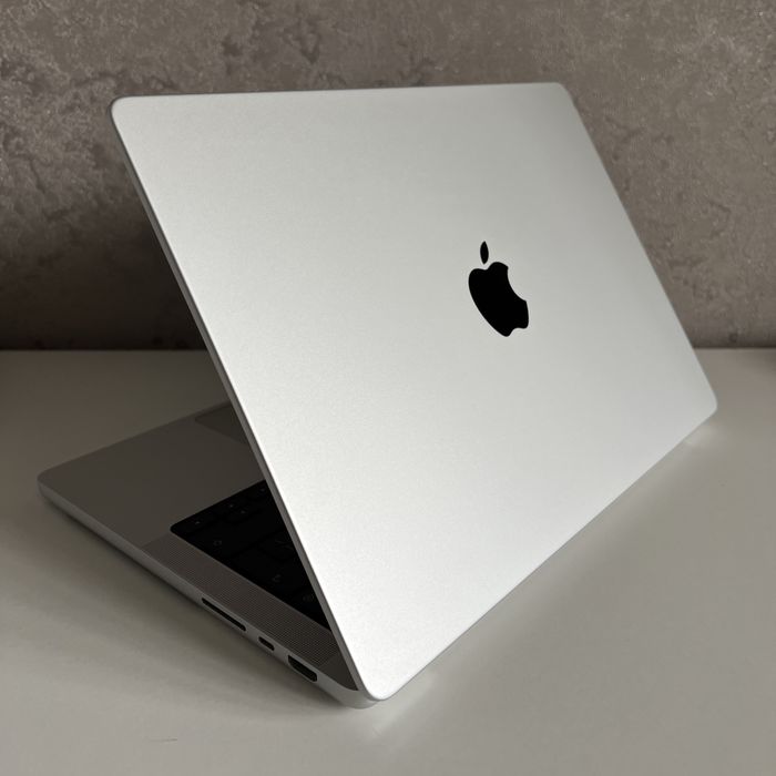 MacBook Pro 14 2021 silver M1 Pro 16Gb 1Tb 140c FullBox