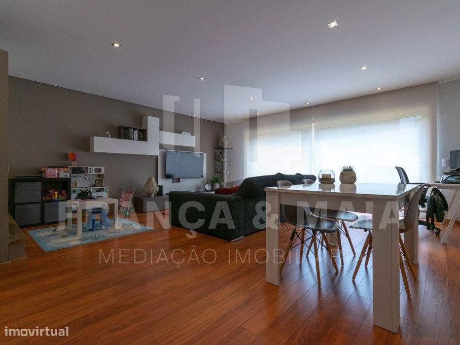 Moradia T3 com áreas generosas - Olival