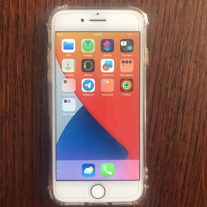 Sprzedam Sprawny iphone 8 Silver 64GB