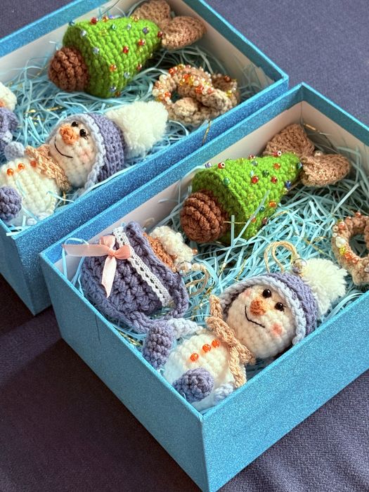 Ekskluzywny prezent na Boże Narodzenie i Nowy Rok — ozdoby handmade