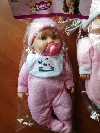 Nowa lalka dla dziewczynki.