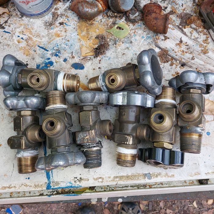 Zawór butlowy tlen lub dwutlenek