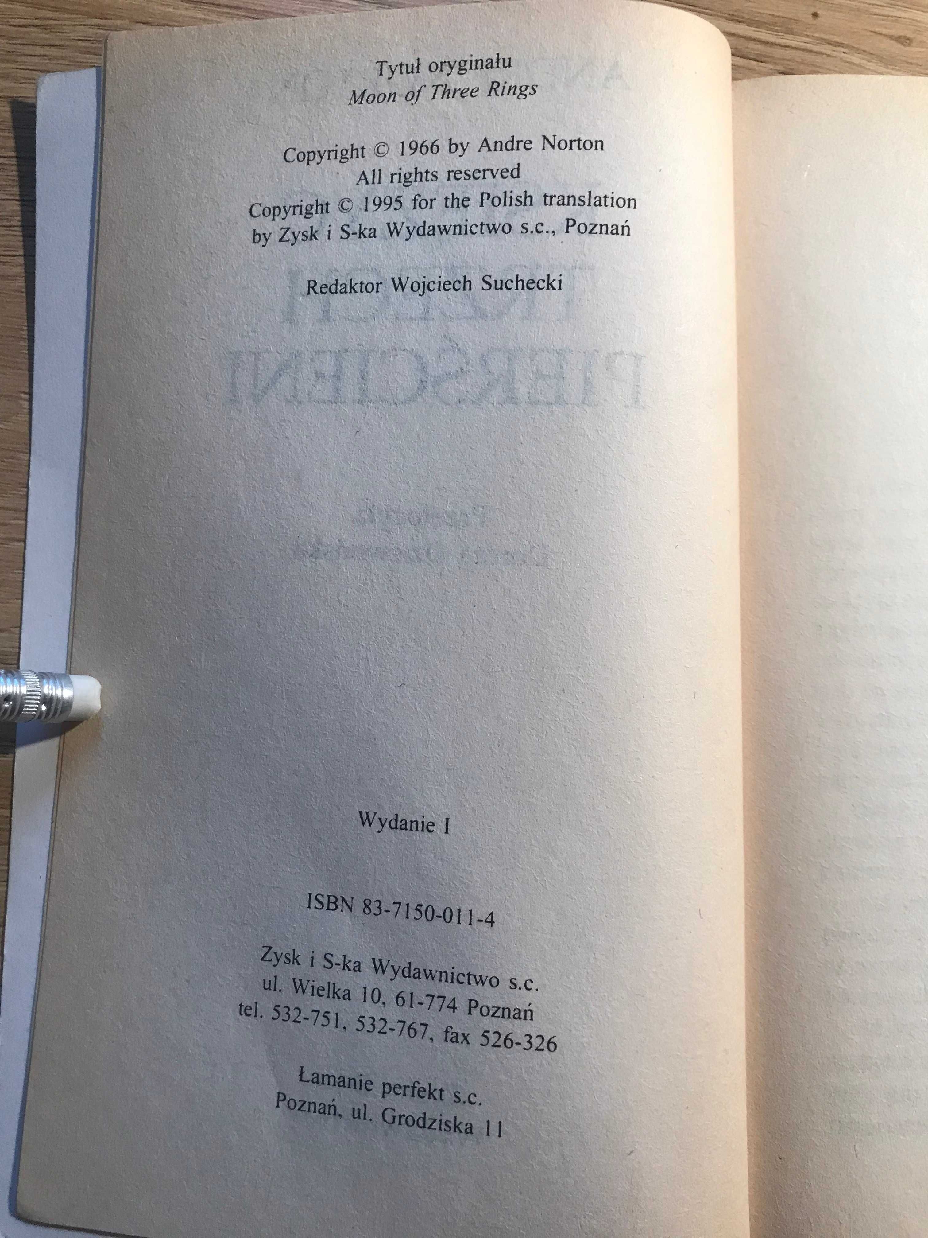 Księżyc trzech pierścieni Andre Norton