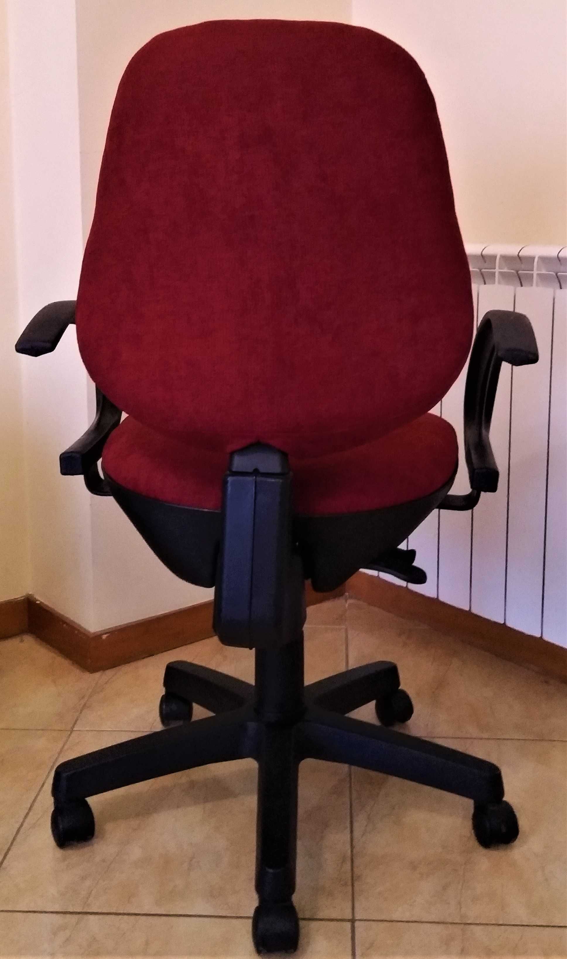 Cadeira Como NOVA