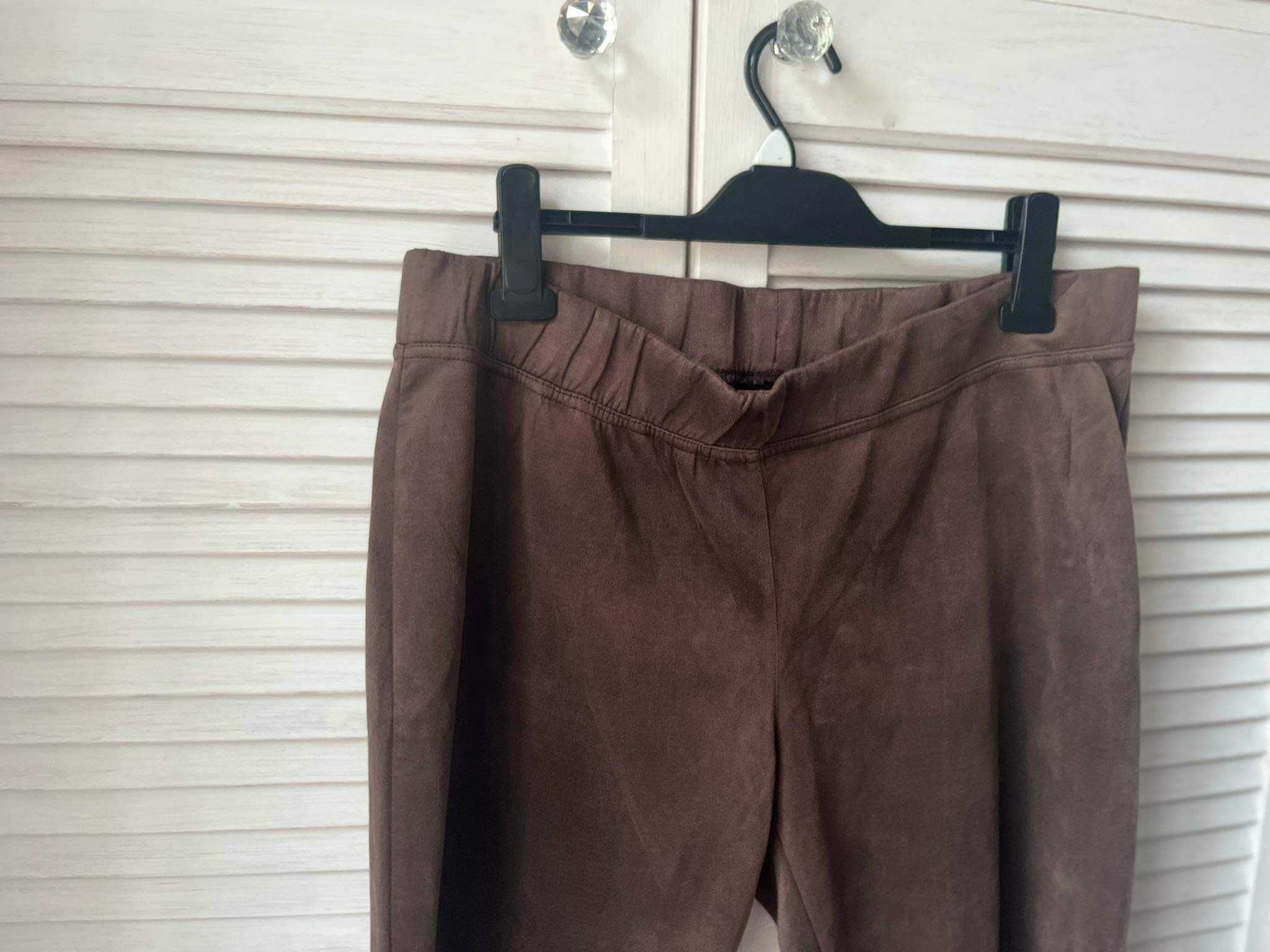 Damskie spodnie firmy esmara
