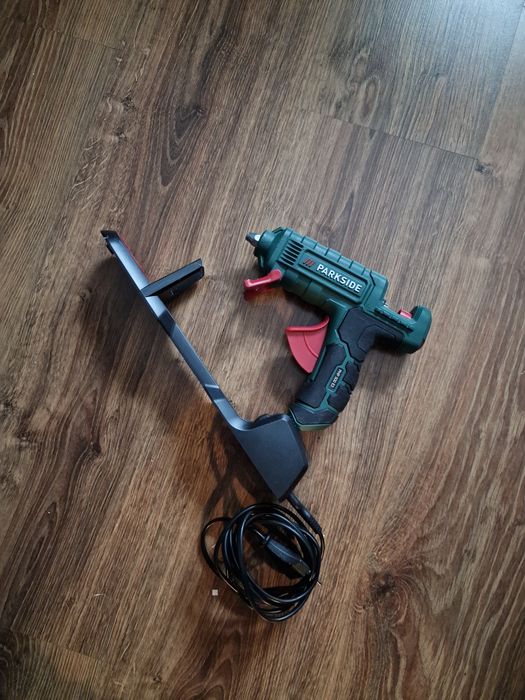 Pistolet do kleju na gorąco parkside bezprzewodowy