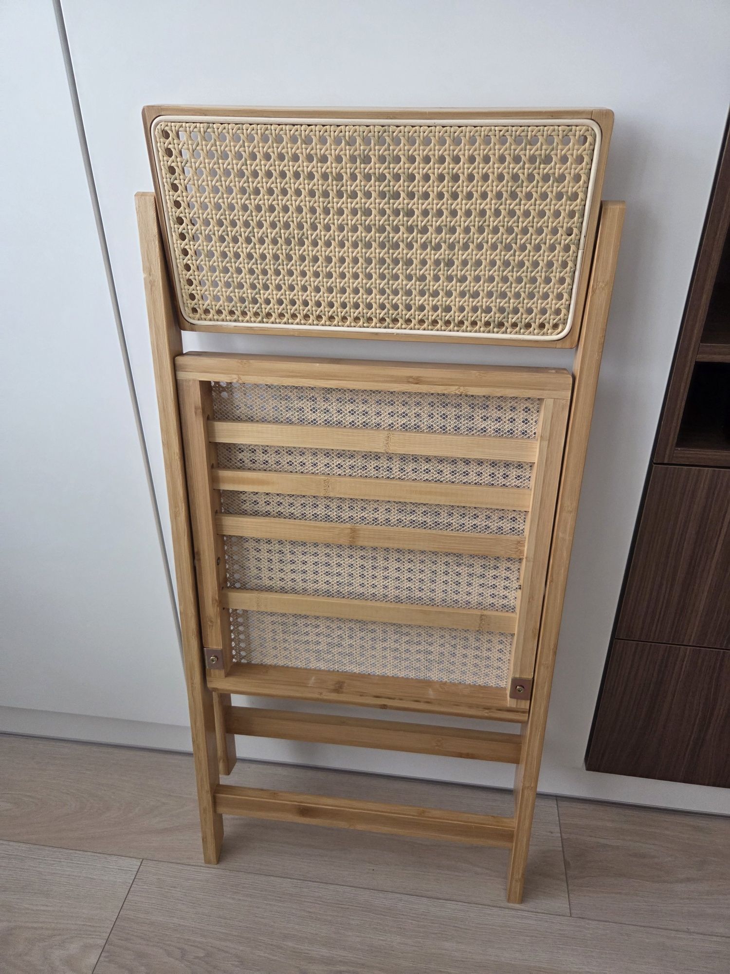 Krzesła rattan składane drewniane