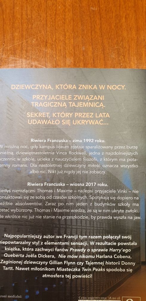 Książka  "Zjazd absolwentów" Guillaume Musso