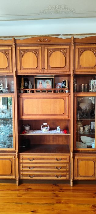 Стінка,сервант терміново