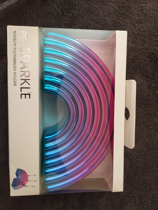 Подставка для зубных щеток новая