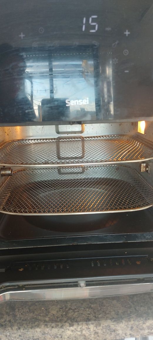 Mesa de centro fritadeira elétrica (forno  e jarra elétrica)