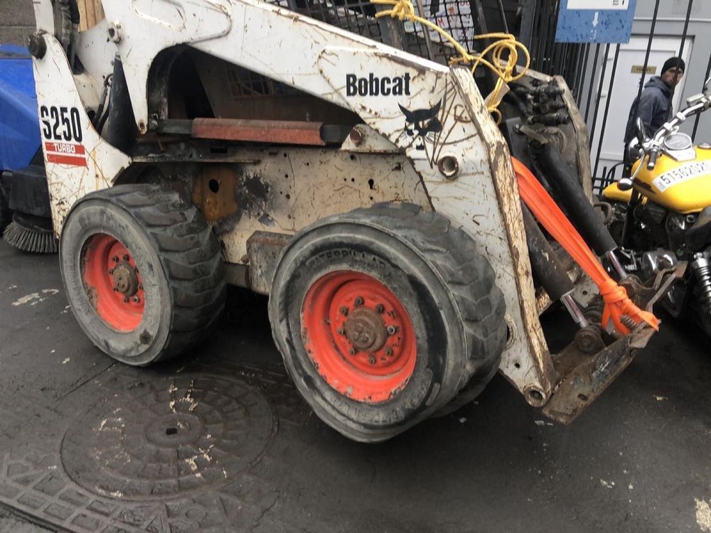 Навантажувач Bobcat S250 Turbo