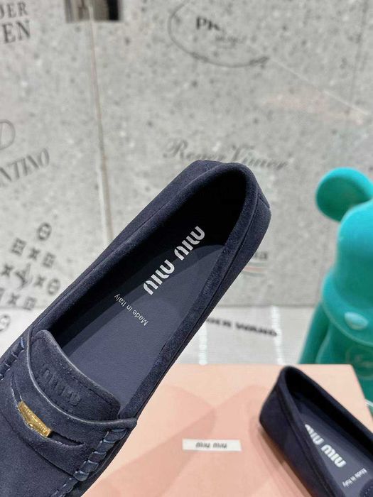 Buty, sandaly klapki, skora 130206