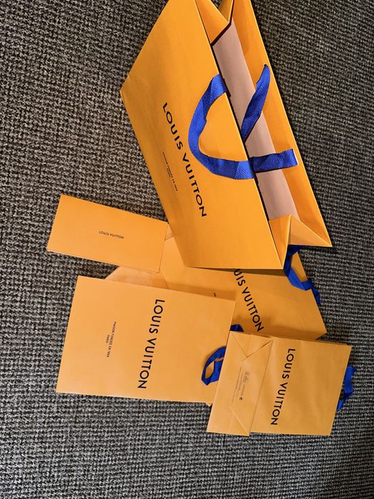 Louis Vuitton коробки пакети оригінал chanel