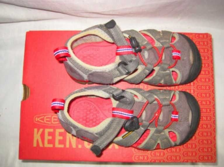 Босоножки сандалии Keen waterproof США 28-29 размер,стелька 18,5 см