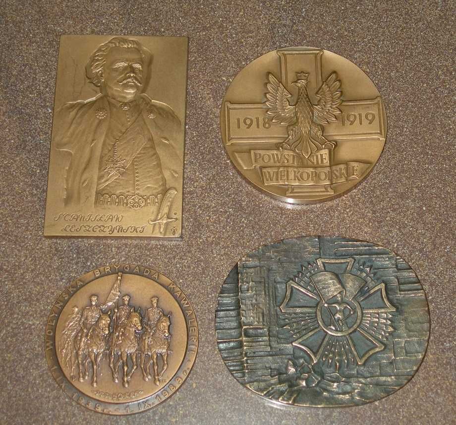 Medal Wojskowy - Sztandar Pracy