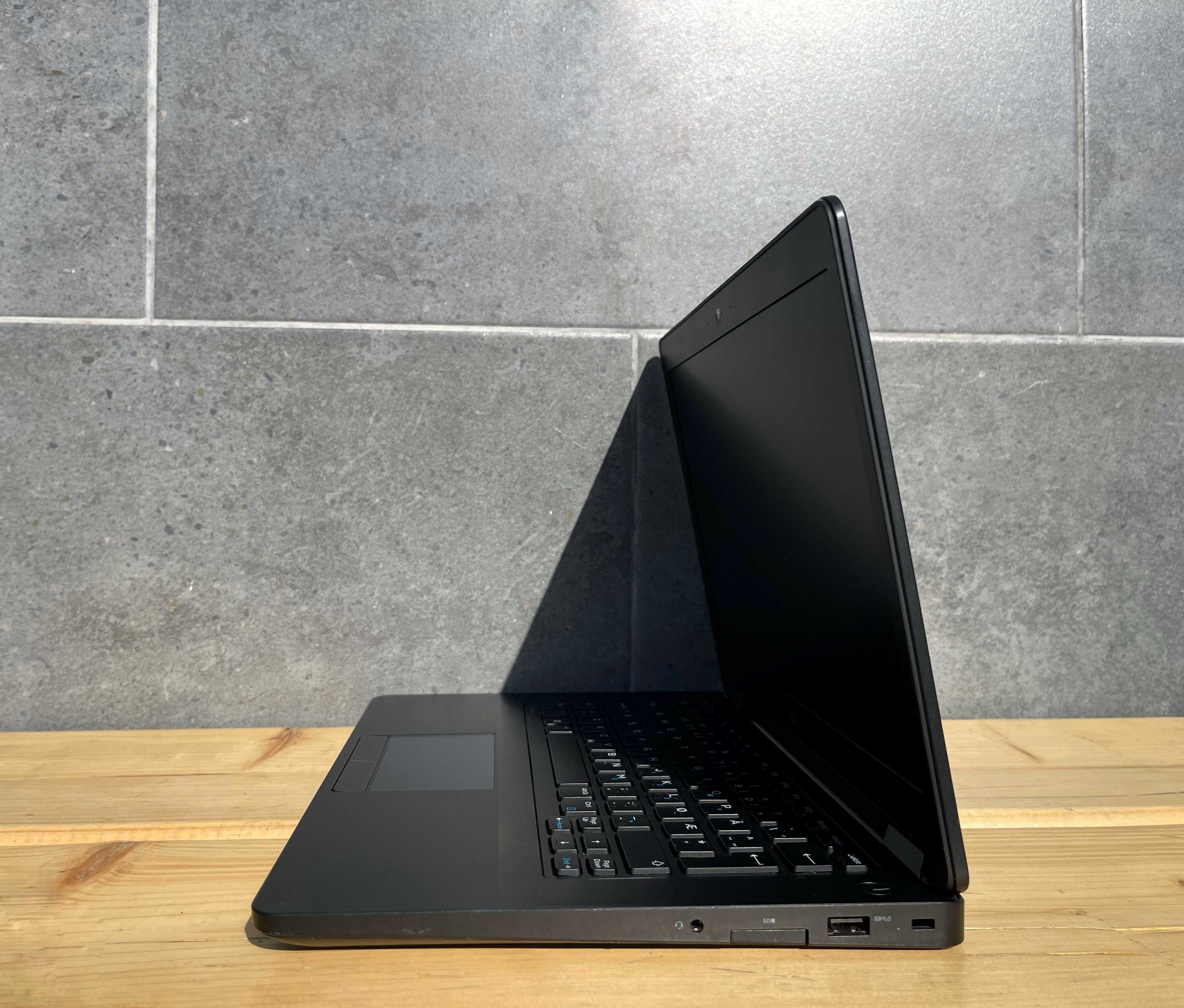 Ноутбук Dell Latitude E5470/i3-6100U/8GB/256M2/14"/HD/Гарантія