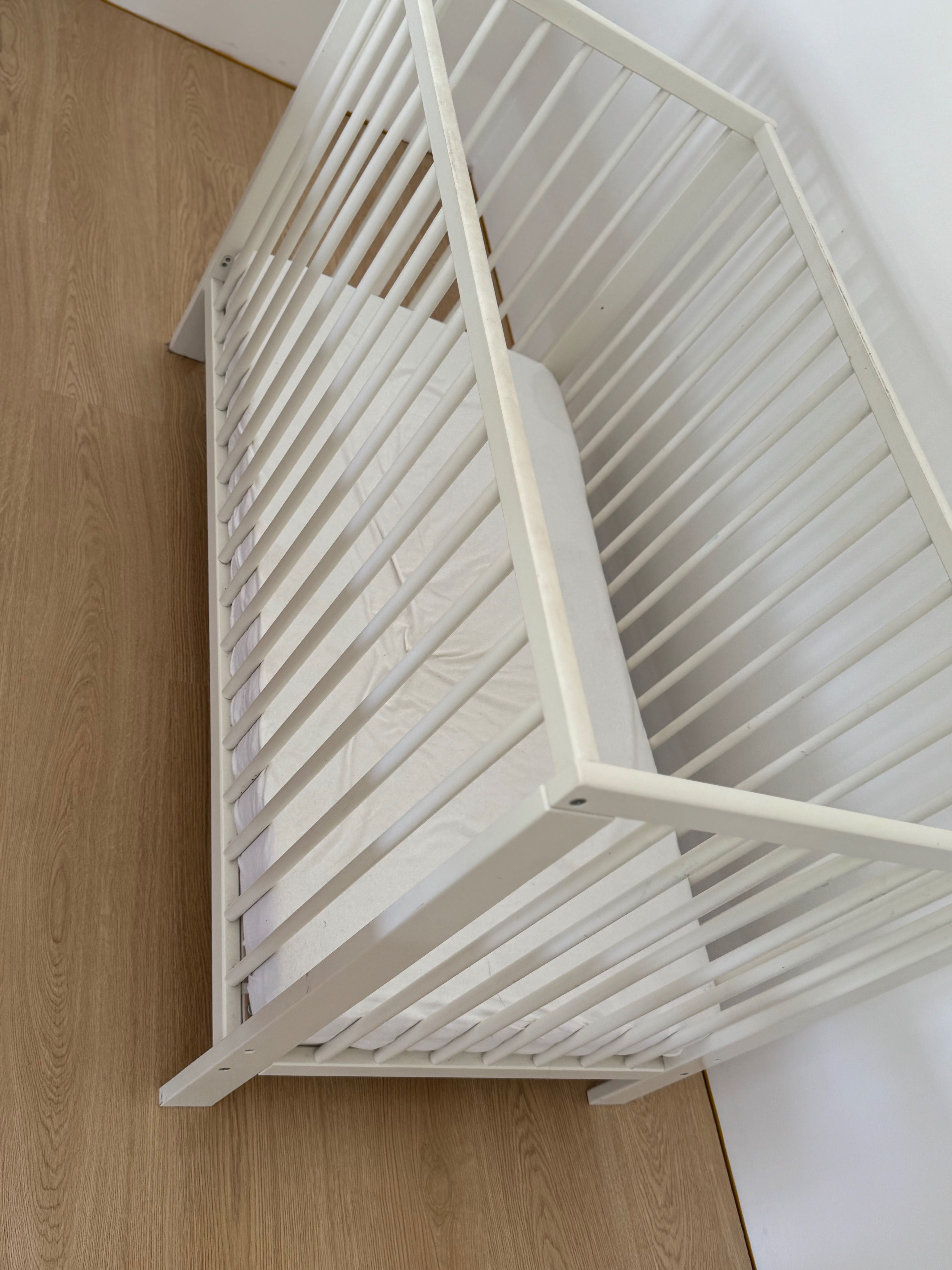 Łóżeczko Ikea białe