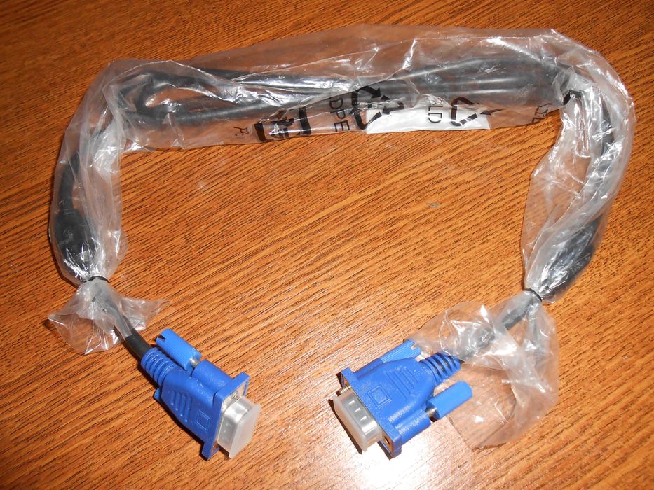 Кабель VGA 1080P 15-контактный для видеомагнитофона 1,5 метра новый..