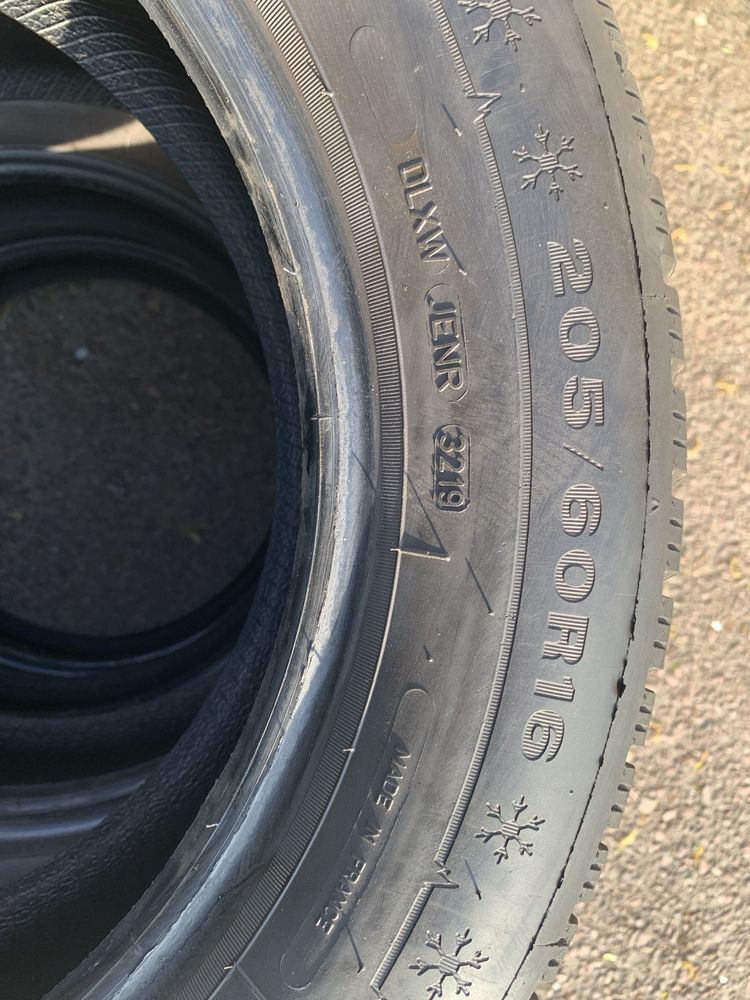 Dunlop 205/60 R16 (7/8мм)