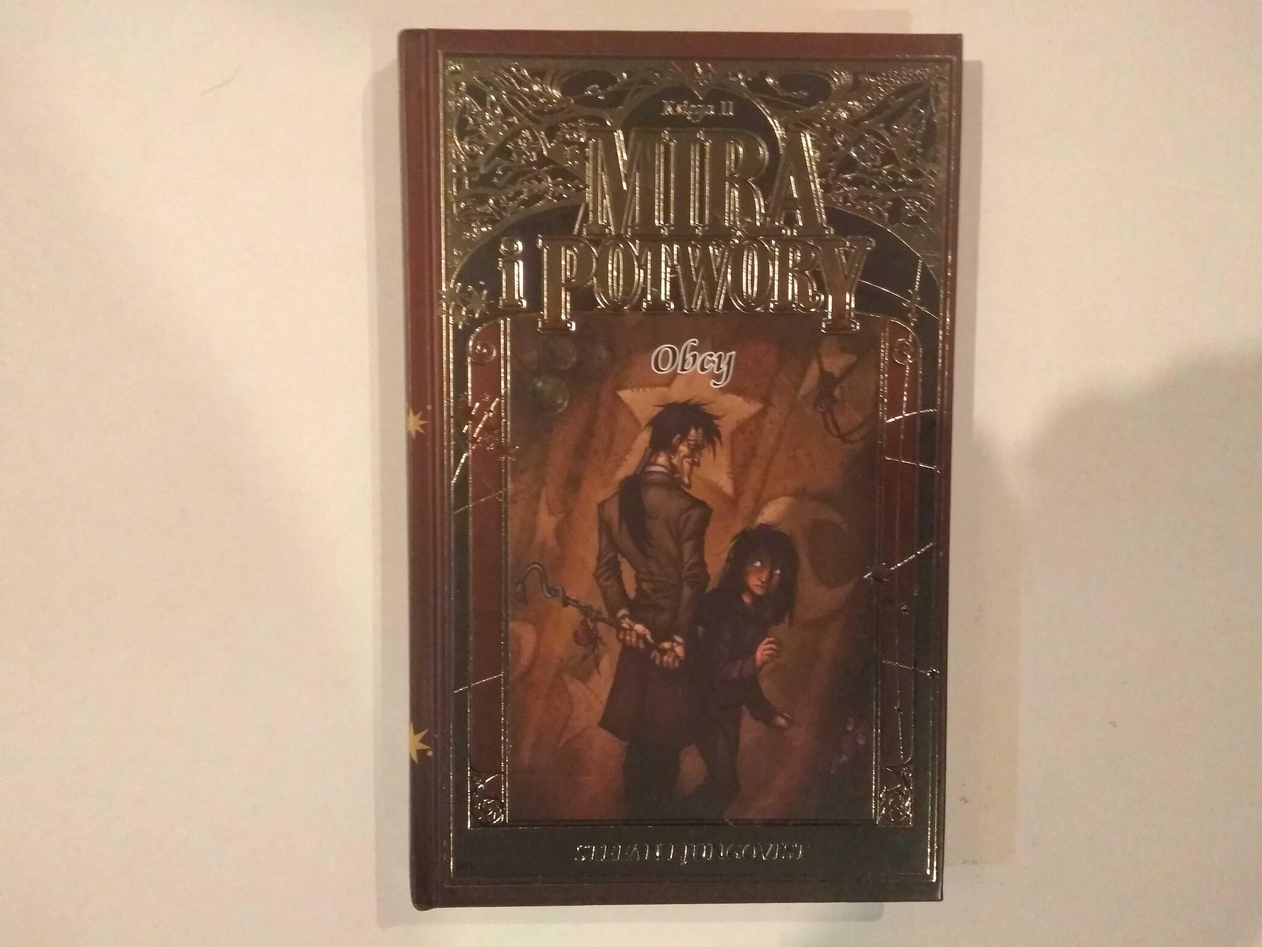 Dobra książka - Mira i potwory (2) Obcy (D6)