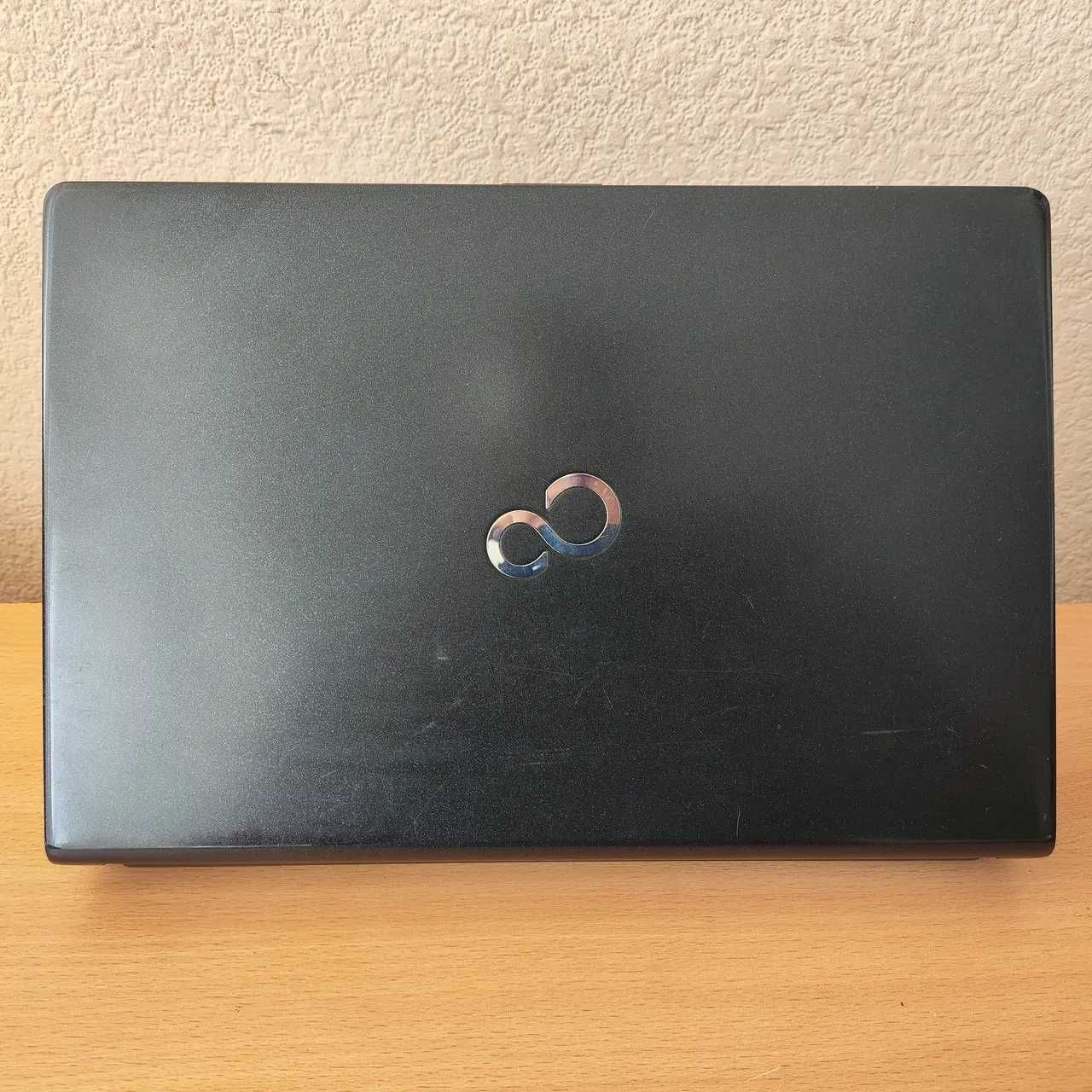 Ноутбук Fujitsu S938 13.3 2K/VA i7-8650U 4 ядра/8Gb DDR4/SSD512/UHD620