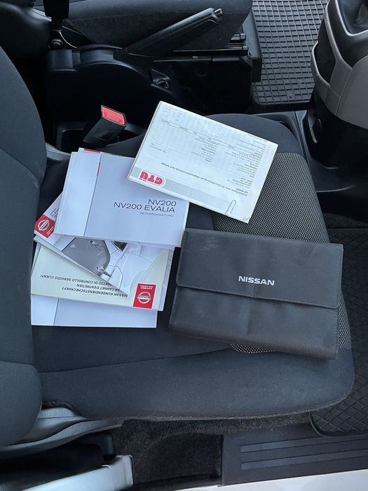 Продам бус Nissan nv200 1.5 dci