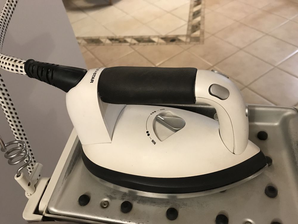 System do prasowania żelazko parowe LAURASTAR Magic i-S5
