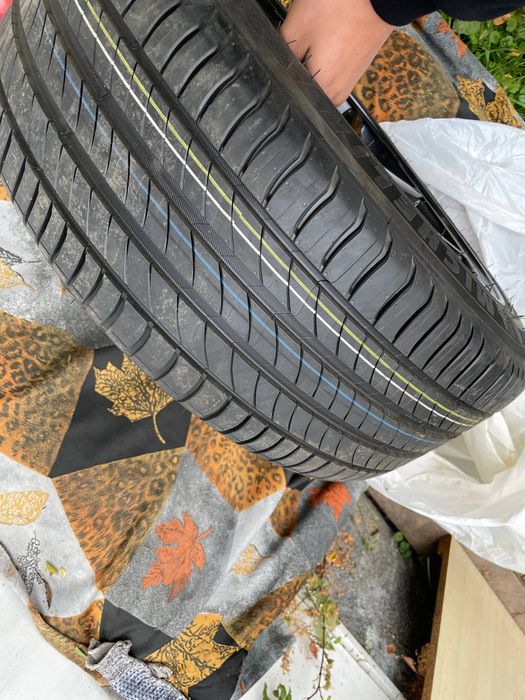 Диски на Теслу r18 оригінал