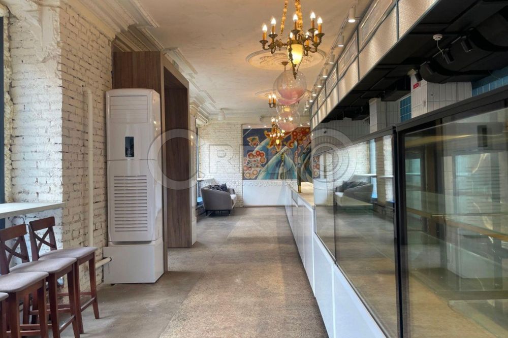 Продаж приміщення центр міста вул. Комерційна