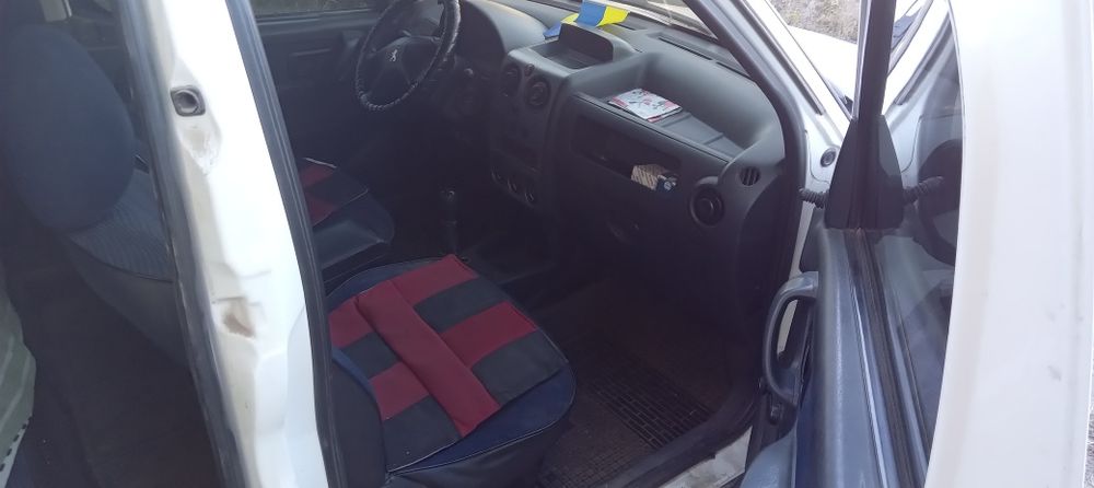 Продам Пежо Партнер