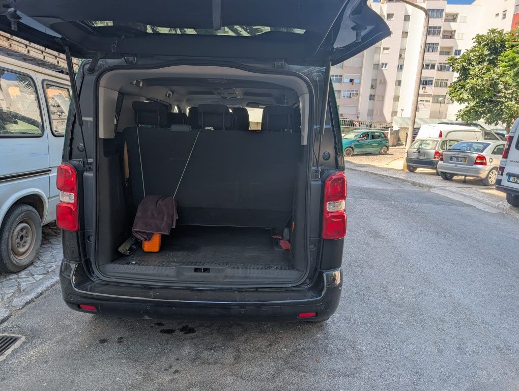 Peugeot Expert Traveller