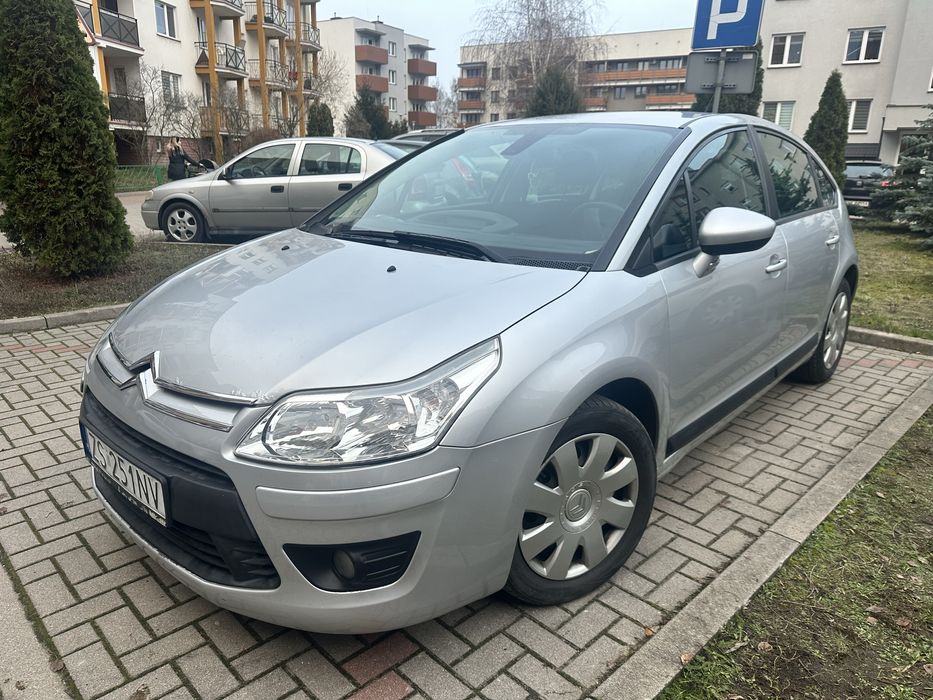 Citroen c4 1.6 -po liftingu - maly przebieg