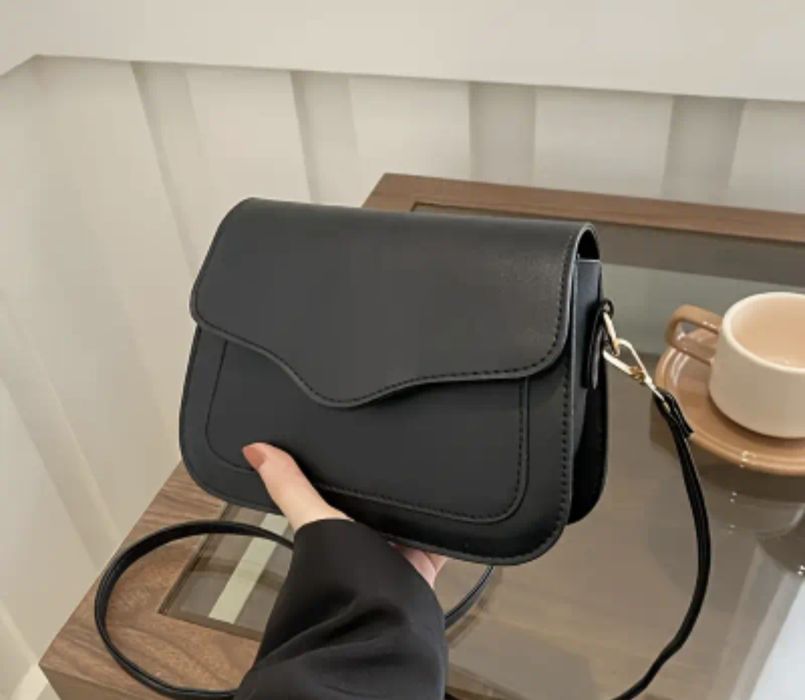 Жіноча міні сумка чорного кольору через плече 2025.Розпродаж