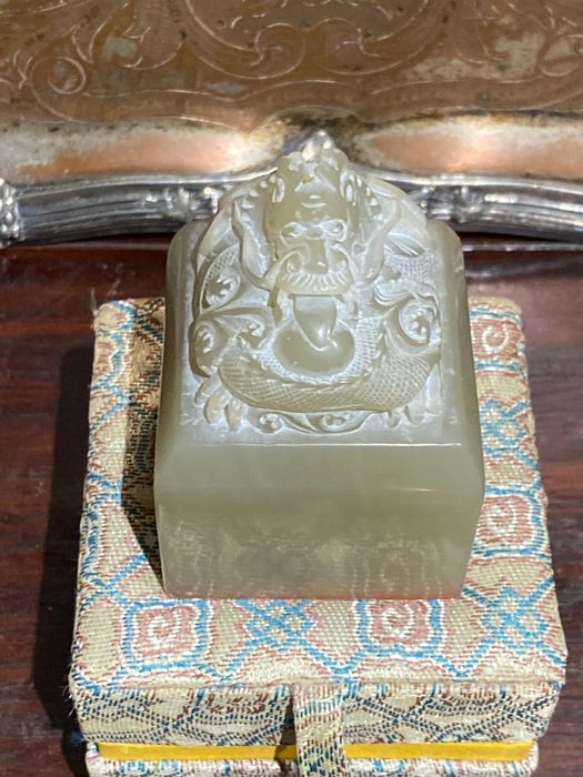 Carimbo Dragão em Jade José Mariano Gago 7 cm Prenda Diplomática