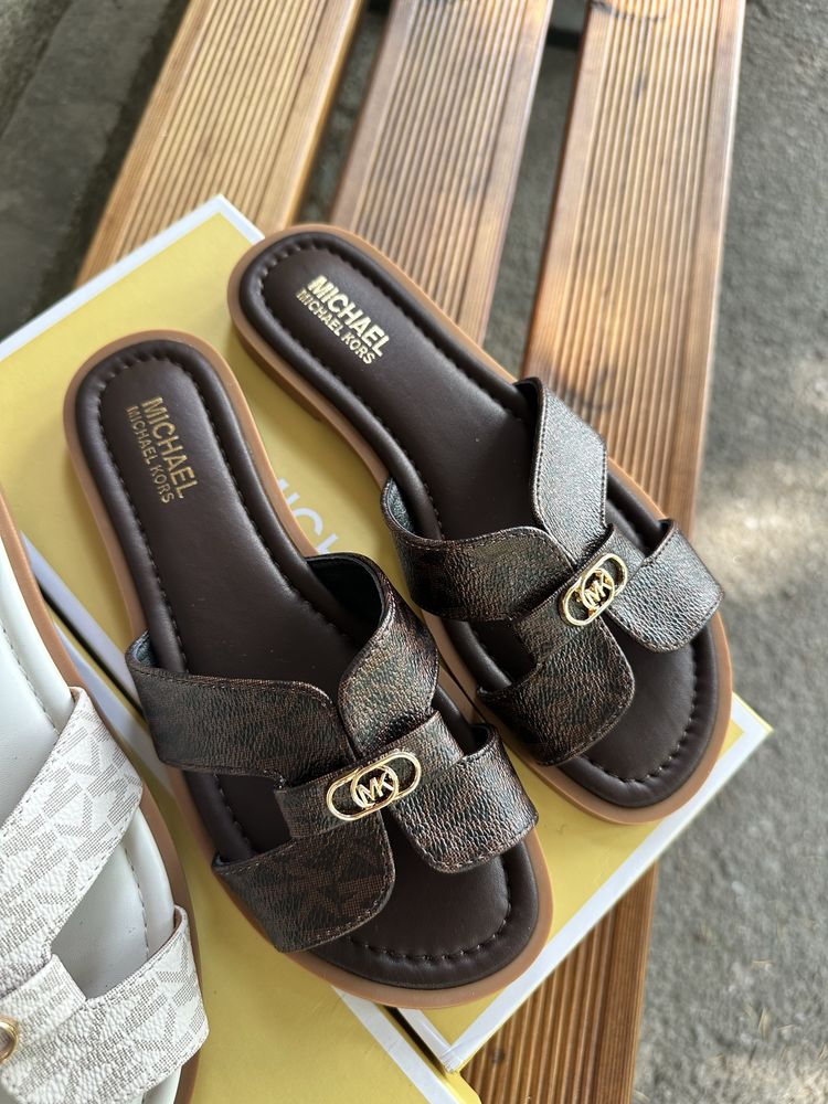 Шльопанці Michael Kors 36,37,39