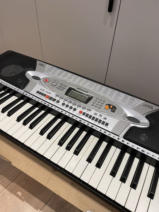 Синтезатор bravis kb-760