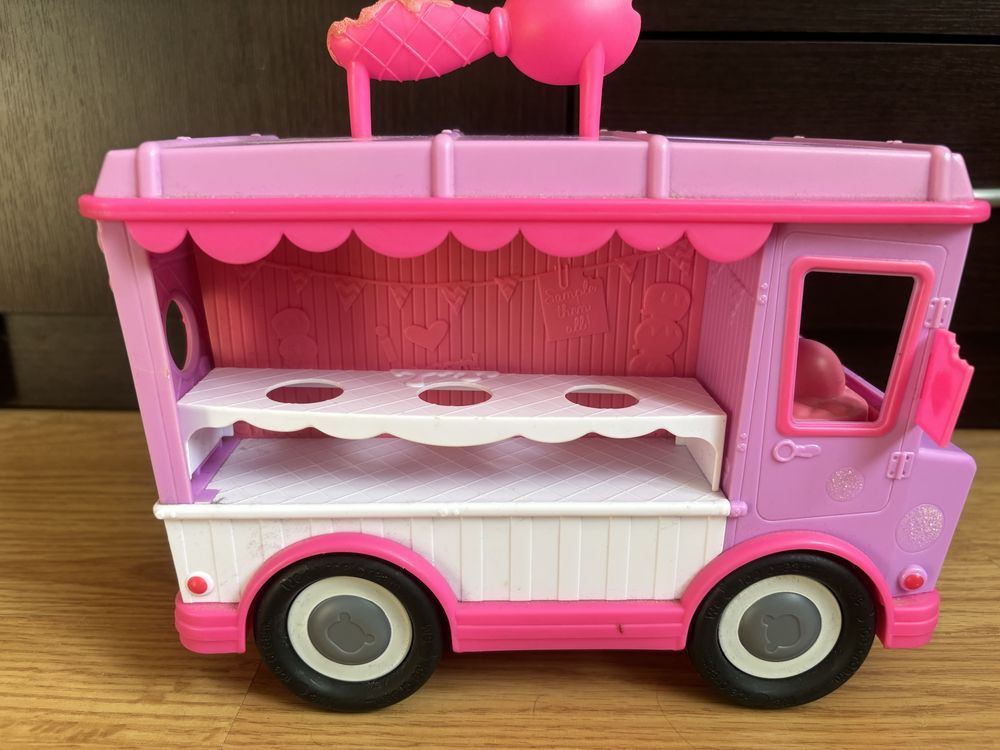 Samochód lodziarnia num noms pełne wyposażenie