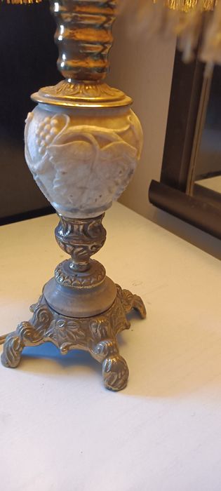 Nocna lampa na szafkę stolik nocny