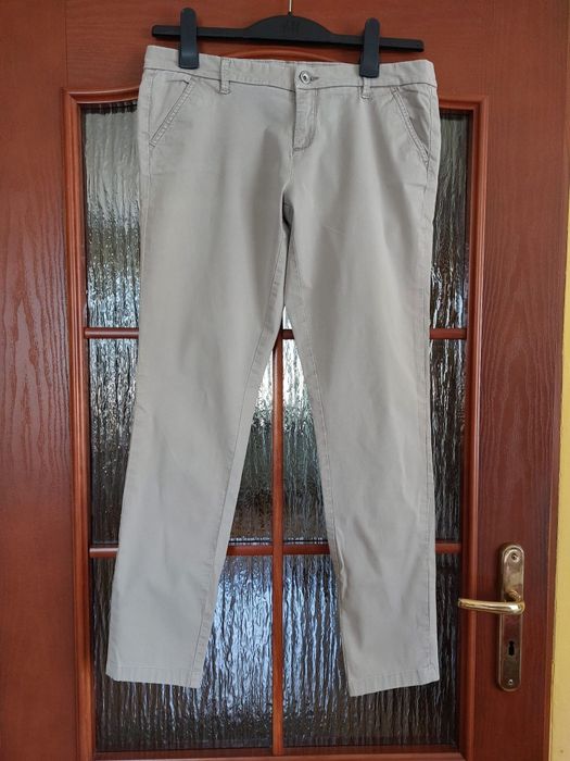 Jasne jeansy. ONLY. Rozmiar 38