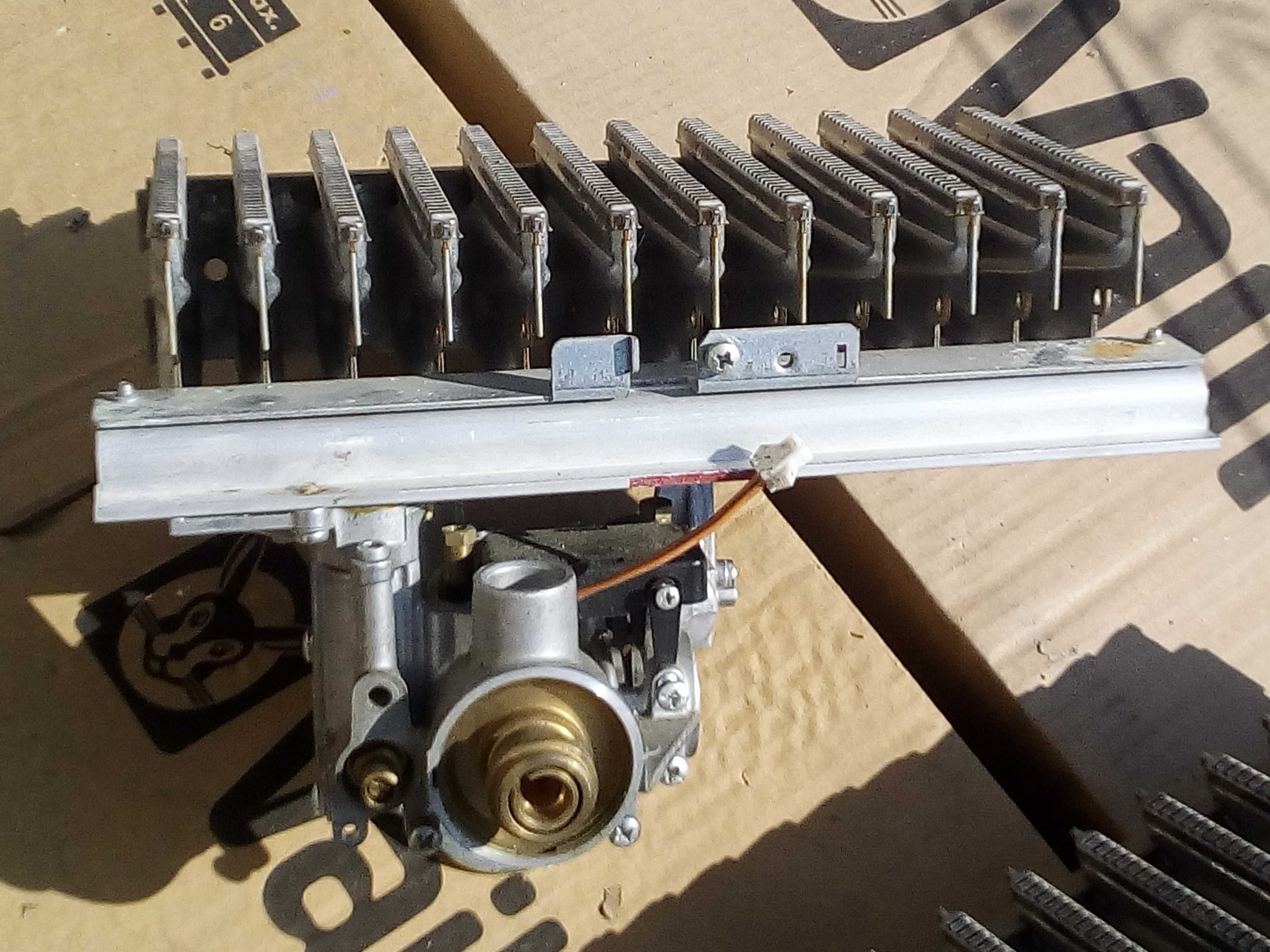 2xZESPÓŁ GAZOWY + PALNIK Vaillant atmoMag 11 mini Vaillant  MAG 11-0/0